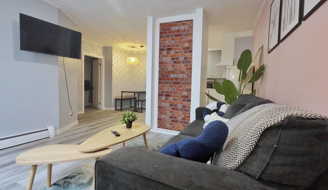 1BR + Backyard Bliss - Apt 6 in Bridgewater