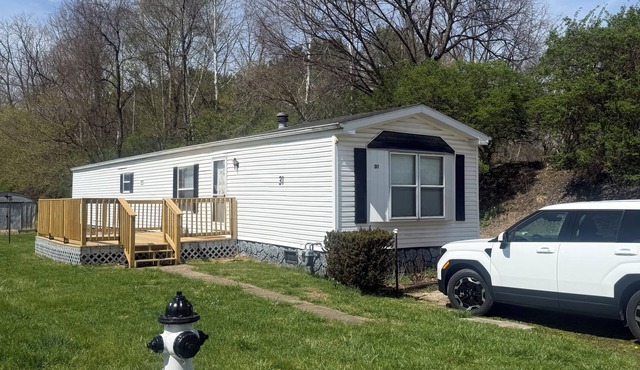 2 Bedroom, 2 Bath, Mobile Home, Great Location in Athens, Steps To Bike Path
