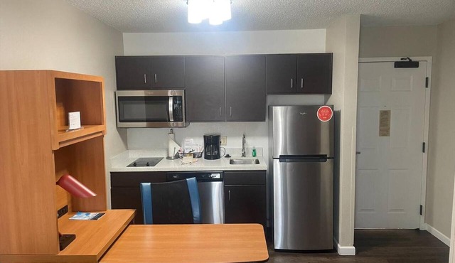 2 Stylish Studios for Your Next Weekend Getaway | Breakfast & Free Parking