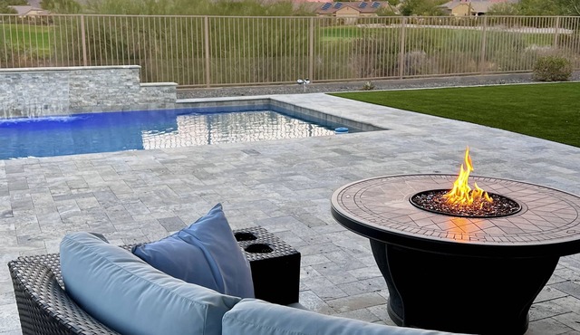 4 bed 3.5 bath modern ranch home with private pool/spa and golf course view
