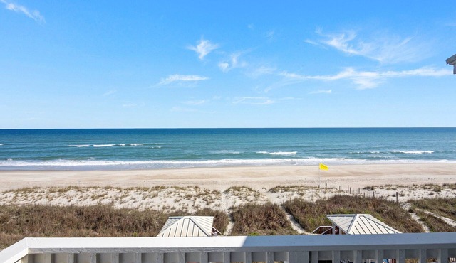 4BR, 4.5 Baths| Luxury Oceanfront Escape