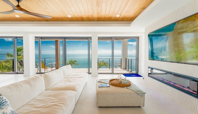 5 bed/4 bath Ocean side, right outside of Tavernier Creek Mile Marker 91