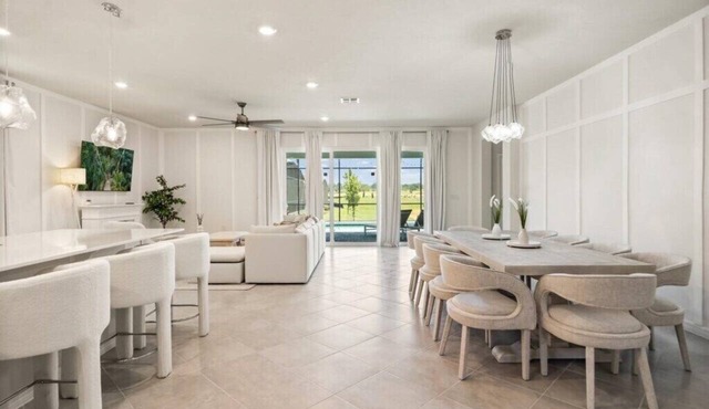 8 BD/6 BA/Windsor Cay (15960 SC)