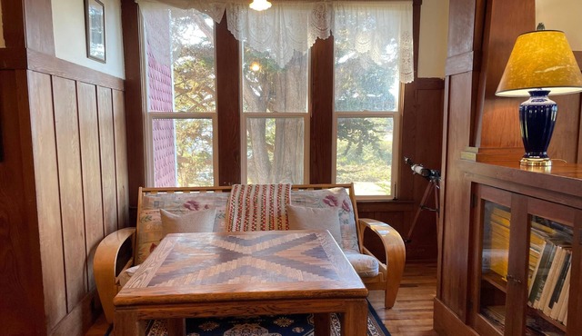 Accommodates up to 22 people with 8 bedrooms and 4 bathrooms with 2 showers.