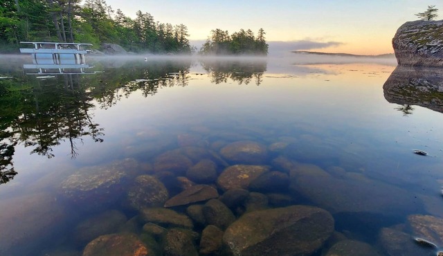 Alamoosook Lakeside Inn
