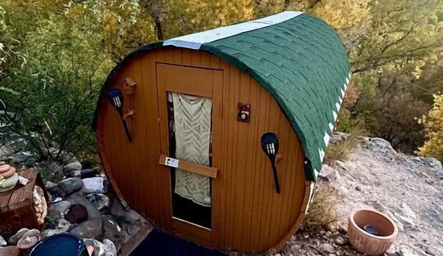 Amazing Unique Barrel Pod with Incredible Views for an Unforgettable Romantic Getaway near Lake Montezuma, Arizona