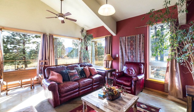 Angel Fire Mountain Retreat w/Deck & Views