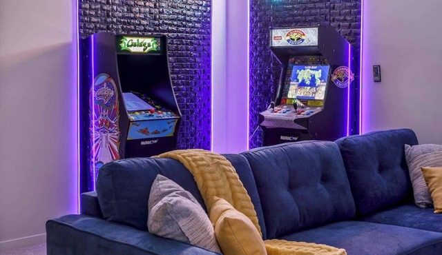 Arcade, Neon Lights, 70 min Banff , Local Coffee