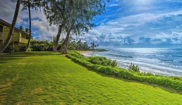 August Sale - Upper-Floor Kapaa Studio with Water Views & Private Balcony