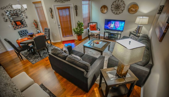 Avalon At Clearwater. Renovated, 2 Bedroom,2 Bath Condo. NEAR CLEARWATER BEACHES
