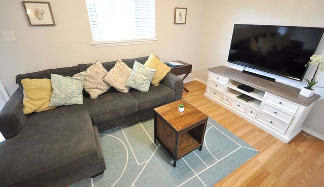 Awesome SoLa Central Austin Condo