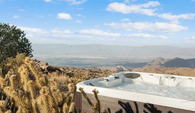 BaseCamp74 - Unforgettable Views, 77 Private Acres
