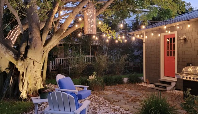 Beach Access, Fenced Yard, Pets, Local Quiet Beach