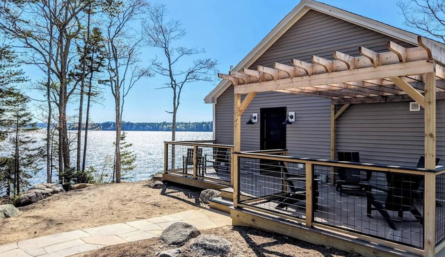 Beachfront House w/Fire Pits & Private Access