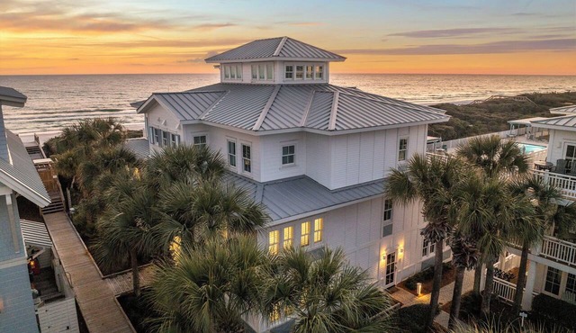 Beachside Retreat with Stunning Gulf Views and Private Condo Pool