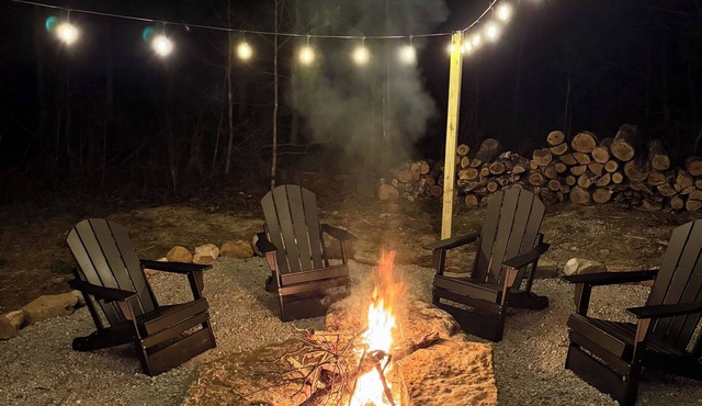 Beautiful 2-Bedroom Getaway in Marble Falls: Hike, Float, Unwind in the Ozarks