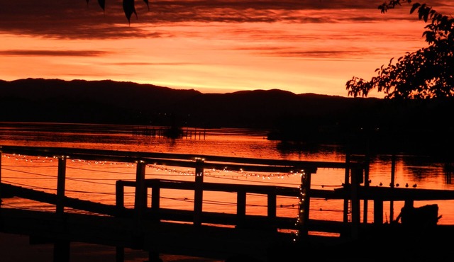 Beautiful Lakefront Home on Clear Lake 10% OFF ANY 3 DAY BOOKING IN AUGUST
