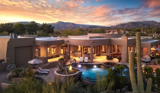 Beautiful Mountain View home w/Infinity Pool, Spa, 3 Fireplaces and more.