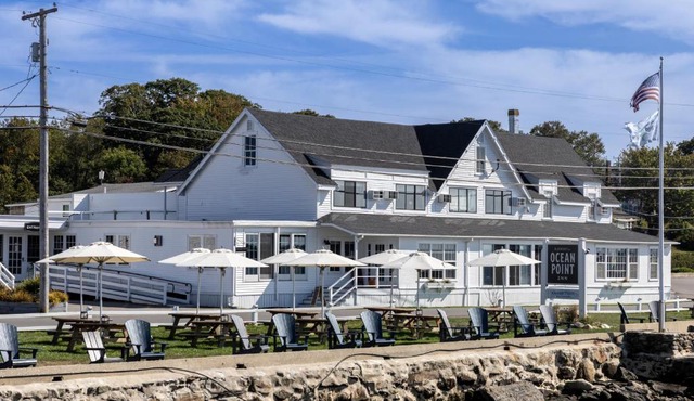 Bluebird Ocean Point Inn