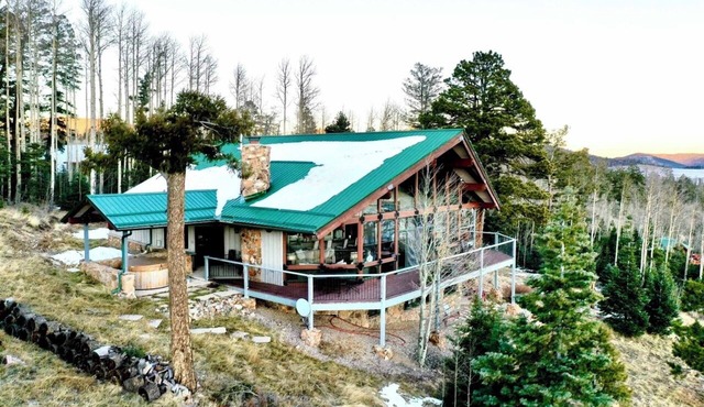 Bobcat Peak- Luxury home on Bobcat Pass