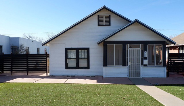 Bricklight District Modern Cottage - Walkable to UNM