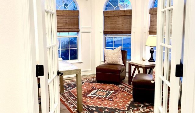Bright and Spacious Home in a NE Heights Gated Community