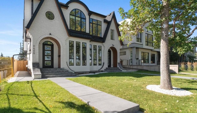 Bright/New & Spacious 3BR/2BA – Central Location