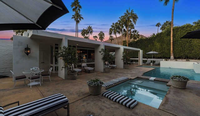 Canyon House Palm Springs - Hollywood Glamour Meets Desert Cool!
