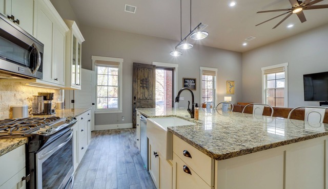 Carlton Landing Retreat w/Eufaula Lake Access!