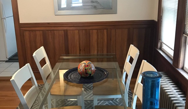 Casa de Los Clarey Boston Airport Beaches Off Street Parking Available
