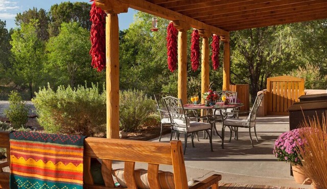 Casa Escondida Bed & Breakfast