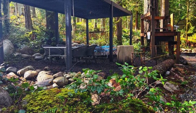 Cascade Rustic Base Camp - large camping lot in Marblemount