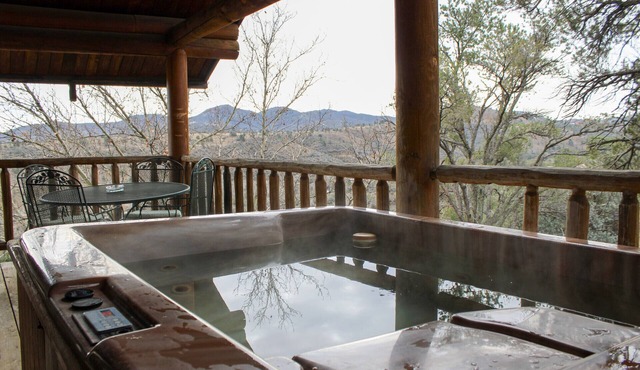 Chaparral & Country Garden Suite - Prescott Cabin Rentals