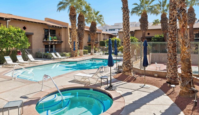 Charming 2-bedroom condo in serene Uptown North Palm Springs!