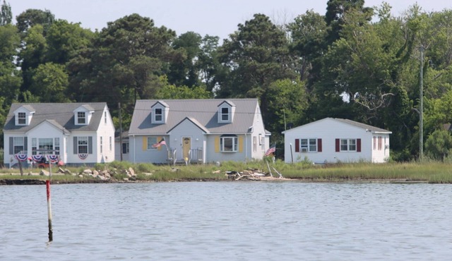 Charming 2 Bedroom house in beautiful Smith Island