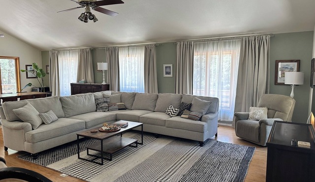 Charming 3-bedroom house in tranquil Cloudcroft with WiFi