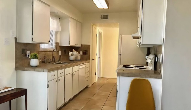 Charming Home Near Balloon Fiesta