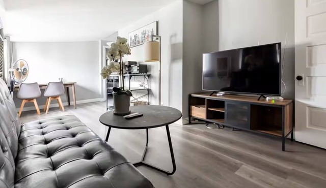 Charming Pasadena 1BR. Walk to Metro and Shops