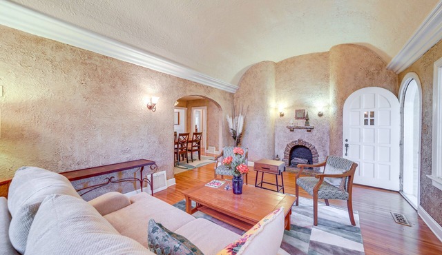 Charming Tusla Home ~ Half-Mi to Expo Square!