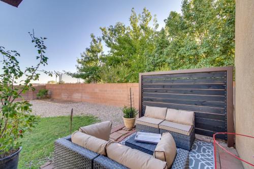 Chic New Mexico Retreat w/Patio, Grill & Fire Pit