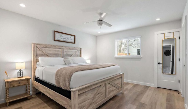 Chic & Stylish 1BR Retreat - Near Zilker Park