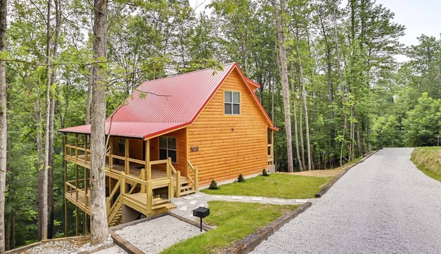 Cliffview Resort Lakefront 4BR, 3BTH- No Smoking/Pets. Fishing Dock, Game Rm.