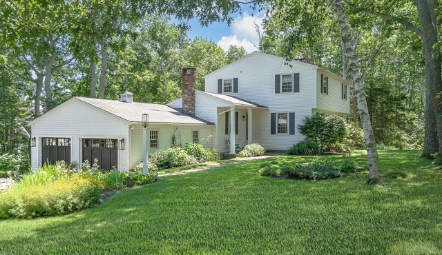 Coastal Cape Elizabeth, cozy, clean, quiet home, biking distance to beaches.