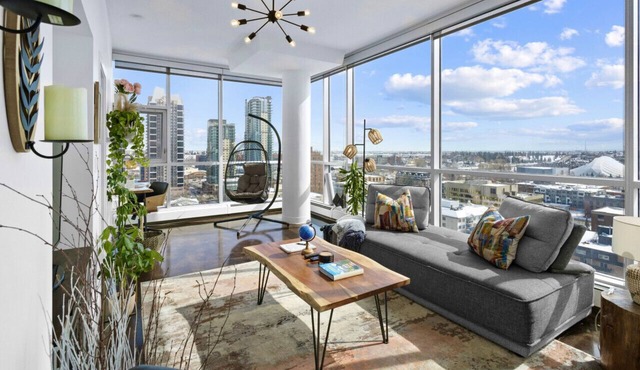 ColoursNest- Fantastic Location with Amazing Views