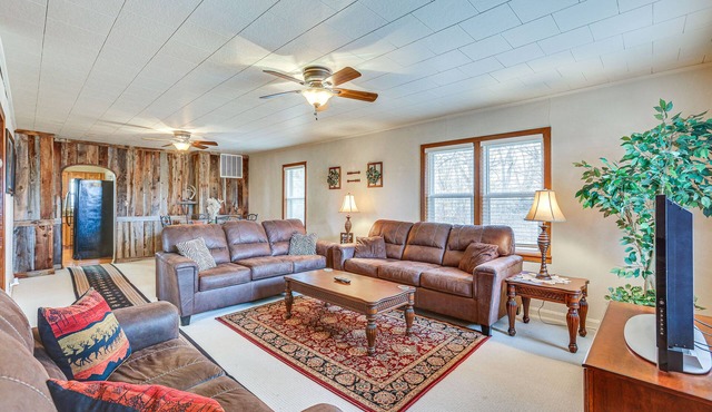 Comanche County Home Near Hunting & Fishing!