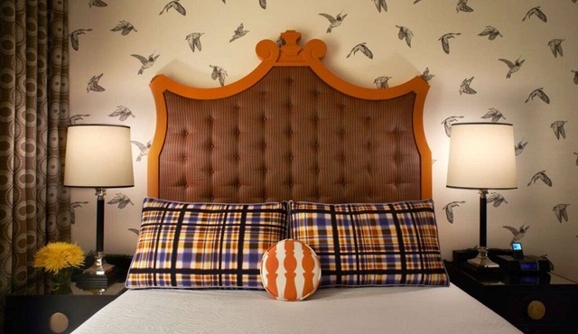 Comfortable Stay in King Bed! Pet Friendly, Near Oregon Zoo