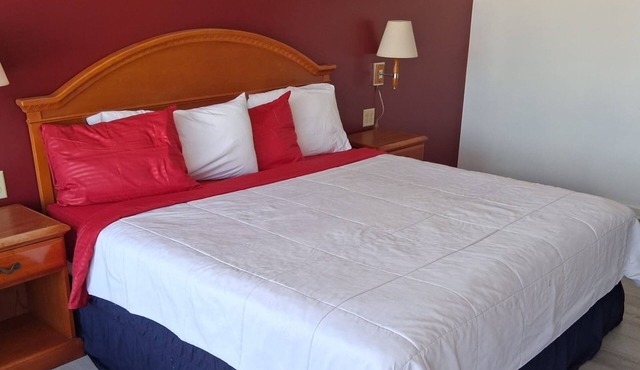 Coratel Inn and Suites By Jasper Anthony