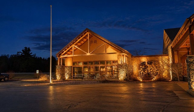 Coratel Inn & Suites by Jasper Black River Falls