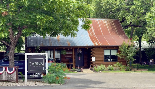 Creek House at Cabins on the Square — Log Cabin on Cypress Creek