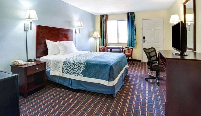 Days Inn & Suites by Wyndham Albuquerque West